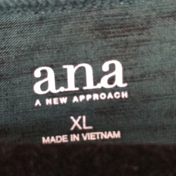 🏵️donated 10/25 NWT Ana black green colored XL long sleeve - Picture 4 of 5